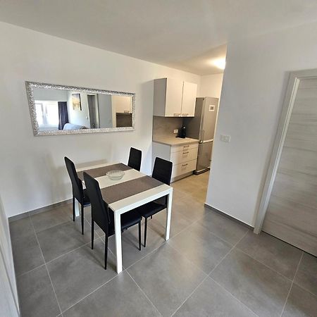 Apartma Bertoki Koper Exterior foto