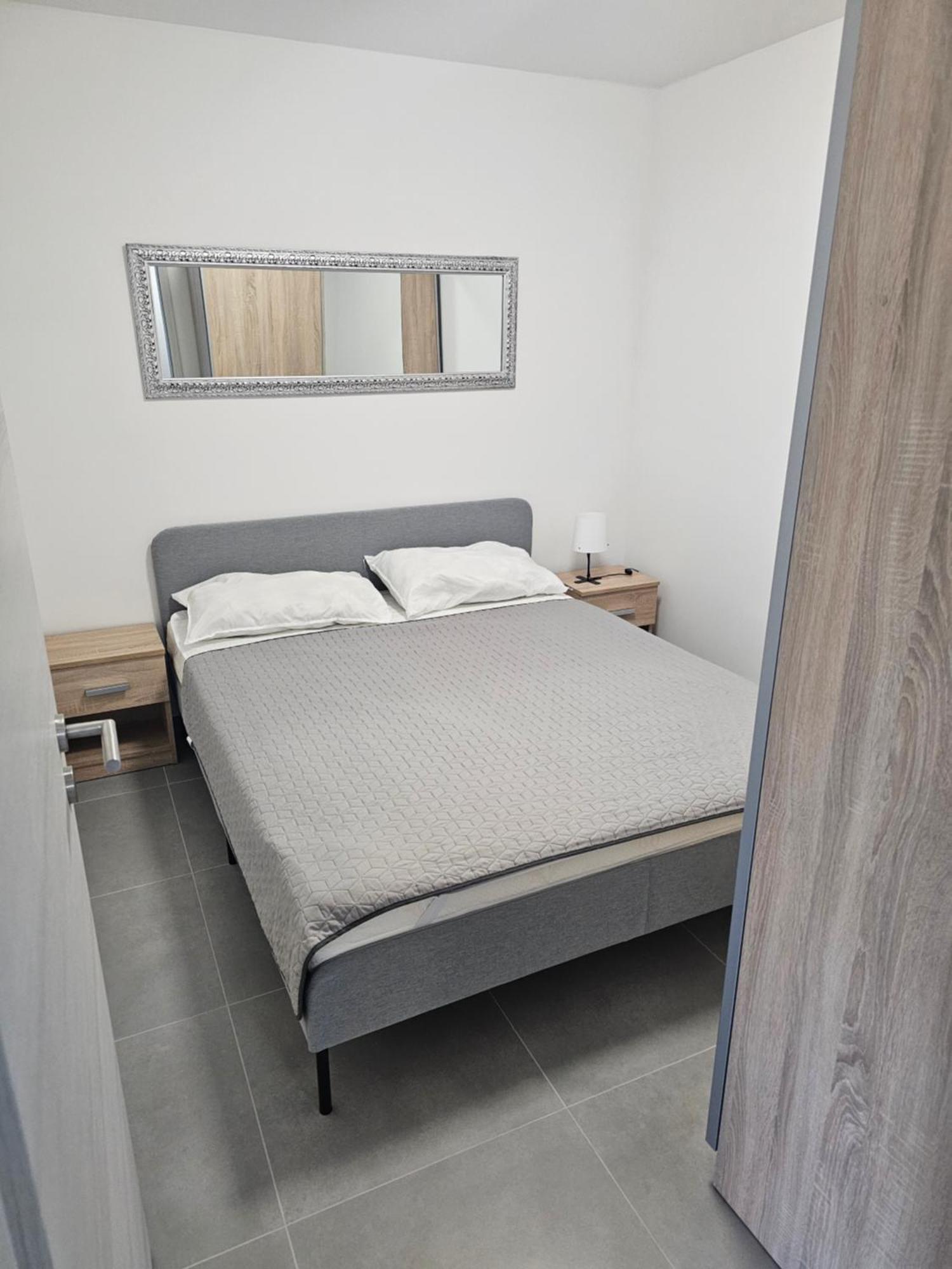 Apartma Bertoki Koper Exterior foto